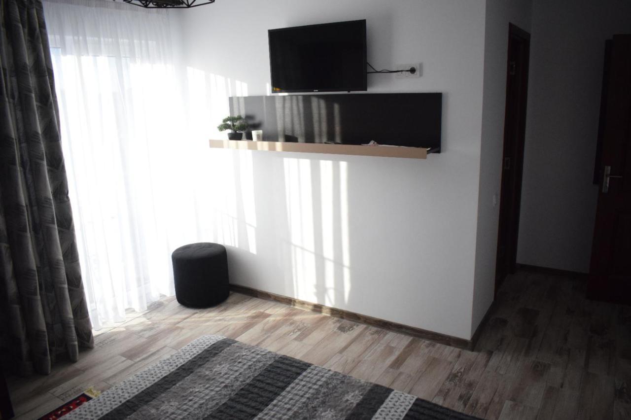 Hotel Casa Dumitru à Ceraşul Extérieur photo
