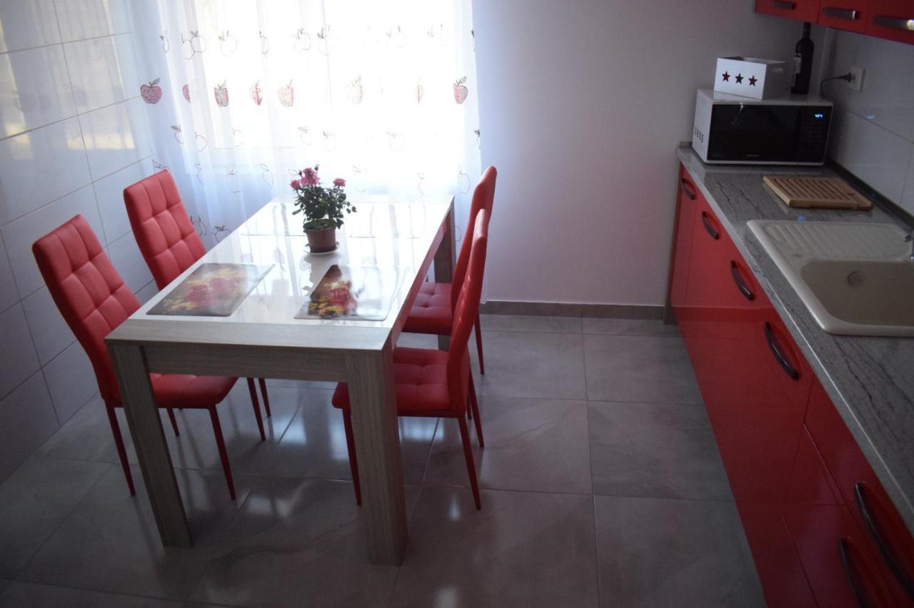 Hotel Casa Dumitru à Ceraşul Extérieur photo